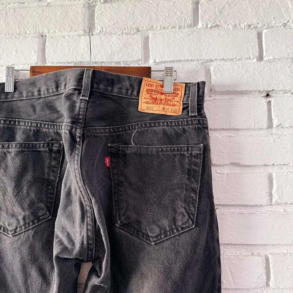 Vintage 00s Levi’s 505 Black Wash Red Tab Straight Leg Denim Jeans (Size 34x30)